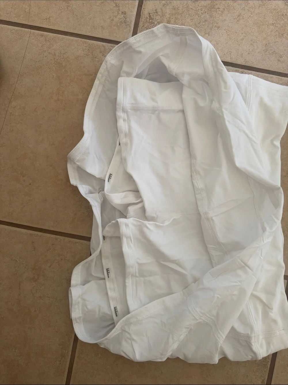 Lululemon white tennis skirt